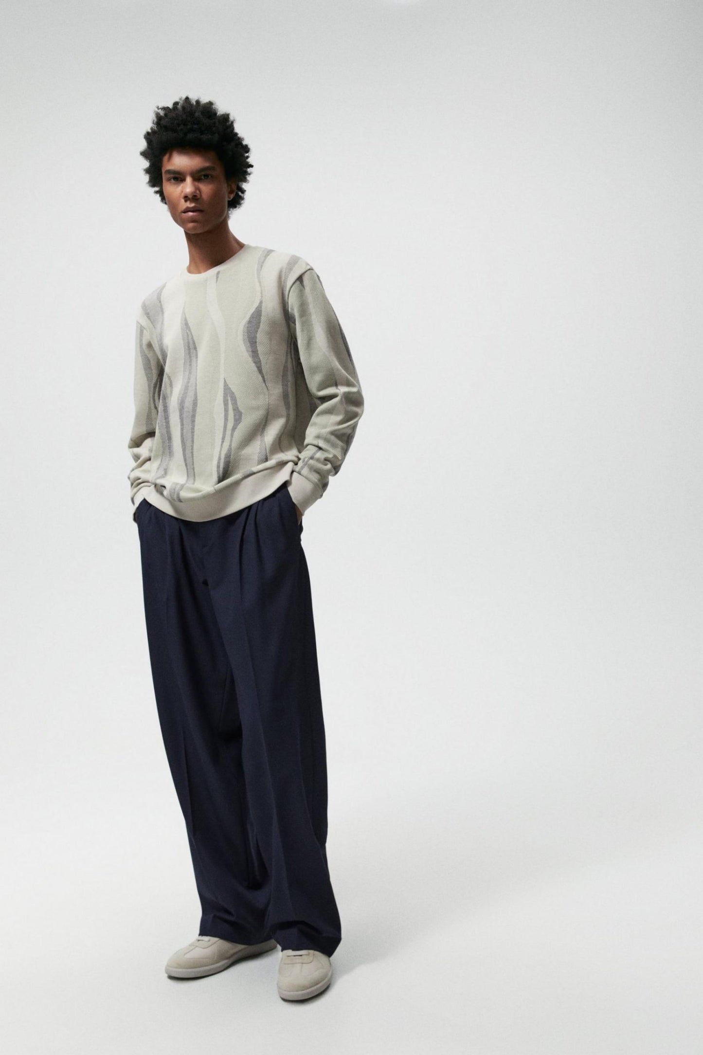 CREW NECK ZARA