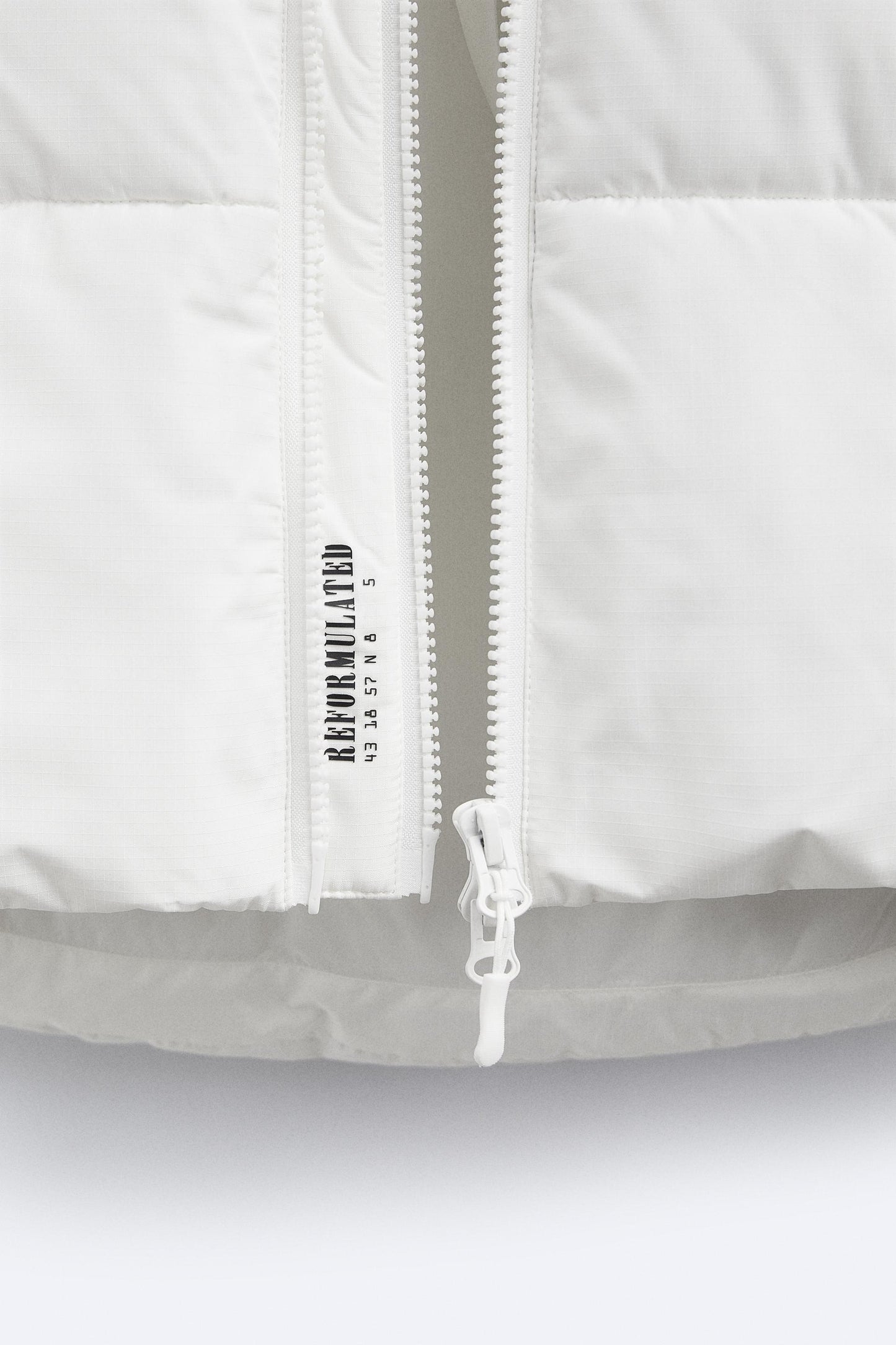 ZARA HOODED PUFFER JACKET DNWR