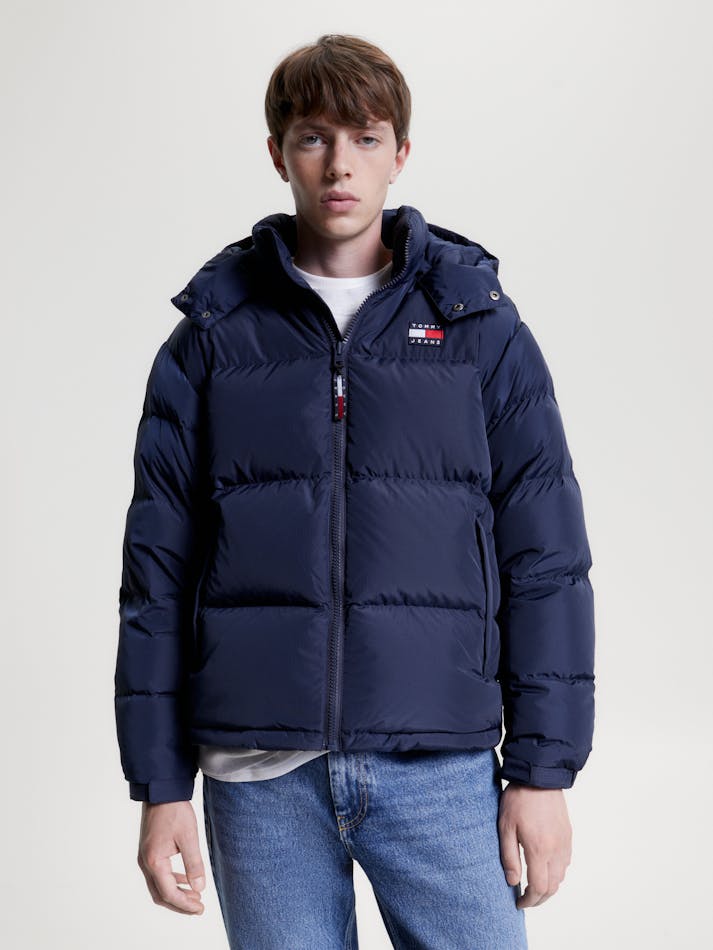 TOMMY JEANS 
WATER REPELLENT DOWN-FILLED ALASKA PUFFER JACKET