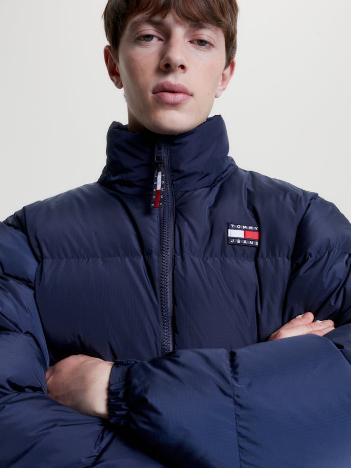 TOMMY JEANS 
WATER REPELLENT DOWN-FILLED ALASKA PUFFER JACKET