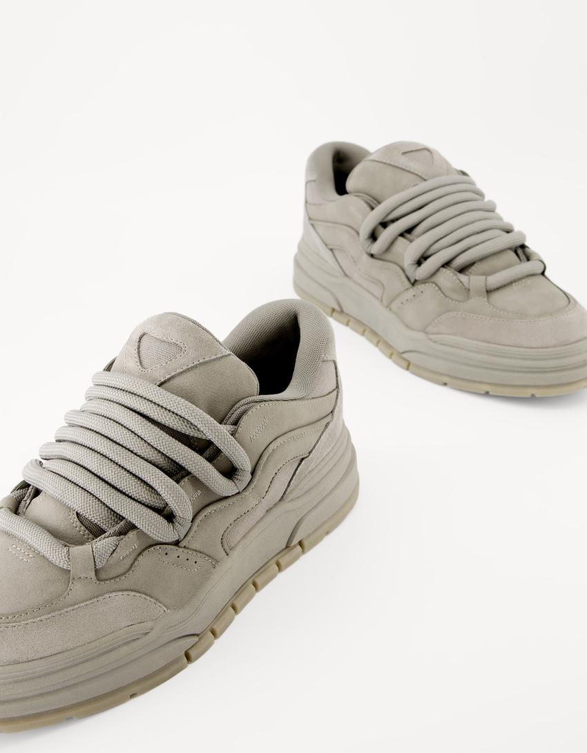 BERSHKA CHUNKY SKATER SNEAKERS