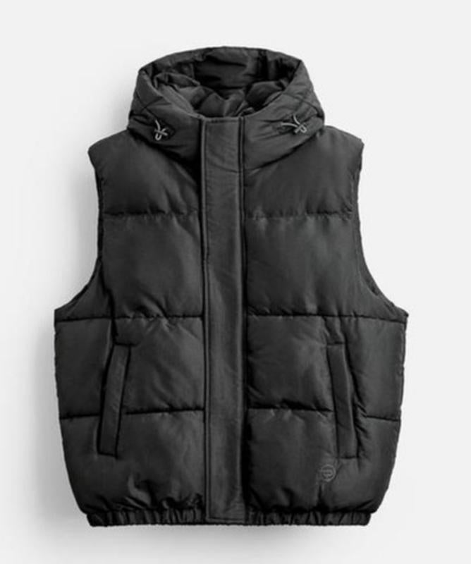 Zara vest with hood in black